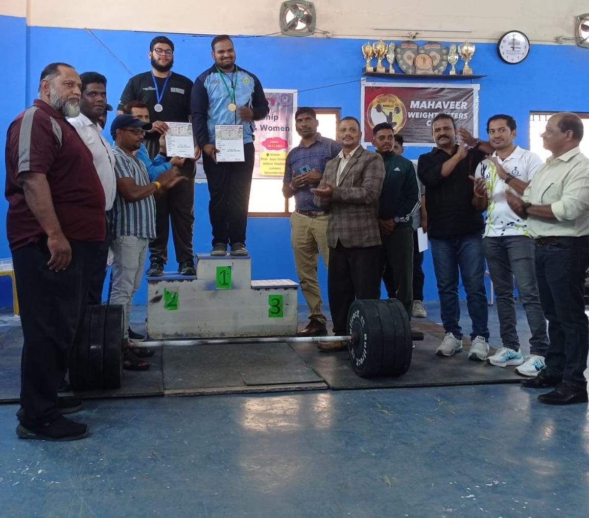 Osmania University Inter College Tournament Weightlifting Championship (M) 2023-24 held at Prof. Jay Shankar Indoor Stadium, Lalapet, Hyderabad on 28-11-2023.
Muffakham Jah College of Engineering & Technology Student's performed very well and won 2 Silver medals 🥈🥈 

Mohammad Ismail CSE 2nd Yr. (Wt. C 96)
Mohammad Saif AI/ML 3rd Yr.
(Wt. C 109+)